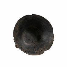 Load image into Gallery viewer, Ancient Ecuadorian Tripod Vessel
