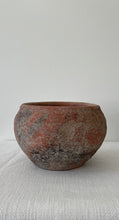 Load image into Gallery viewer, Pre Columbian Vessel
