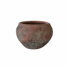 Load image into Gallery viewer, Pre Columbian Vessel
